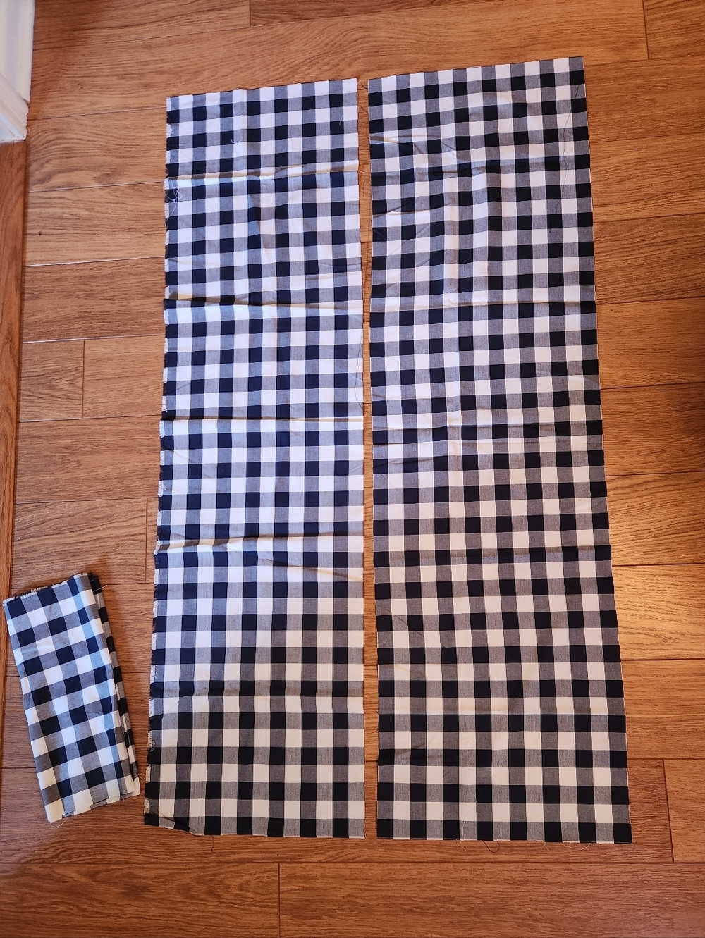 Navy Blue and White One Inch Carolina Gingham Cotton Runners